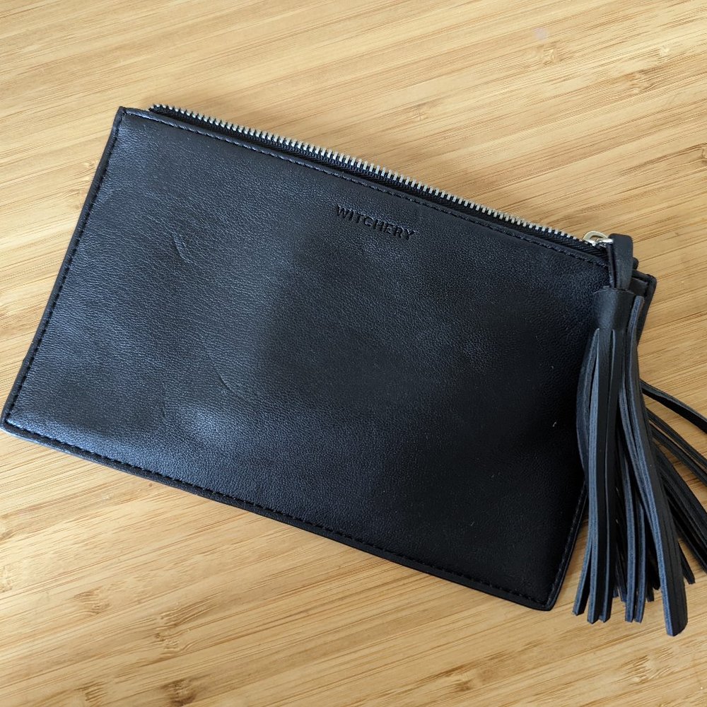 Black Witchery leather pouch. Used, great condition!